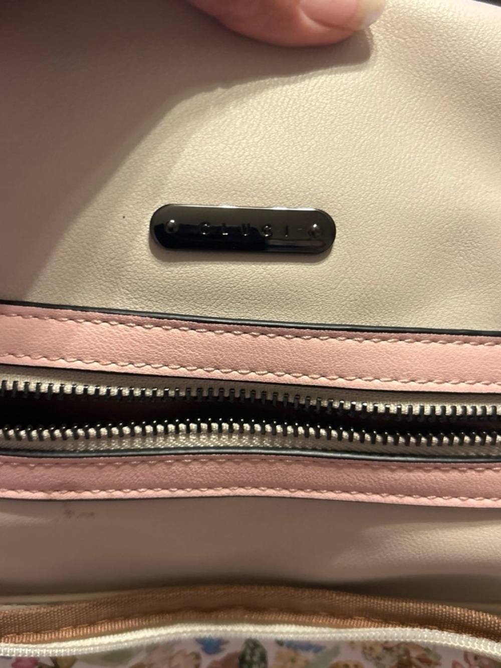 Floral Front-Pocket Cream Women’s Backpack - Picture 2 of 4
